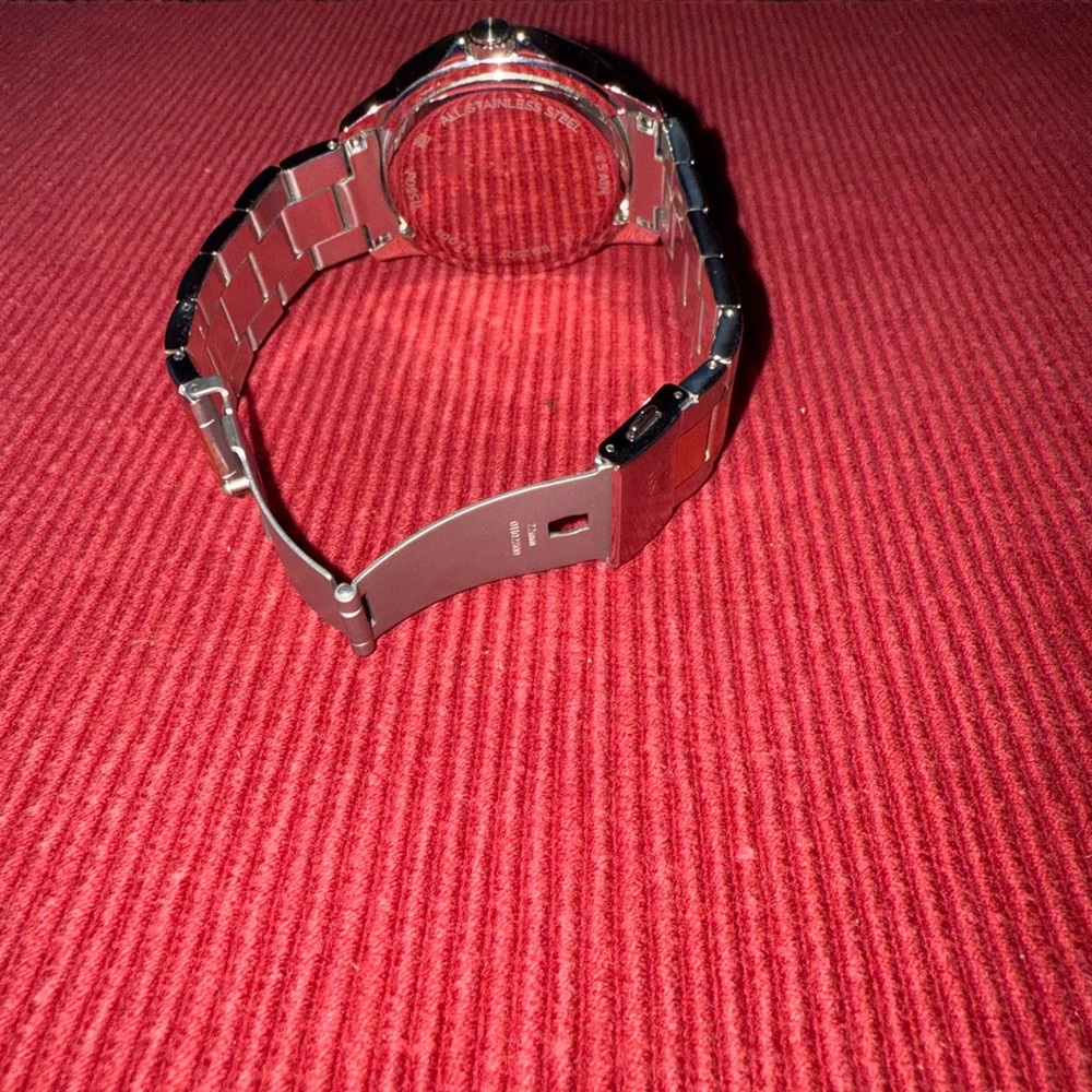 Fossil Black and Gold Men's Watch - Picture 2 of 3